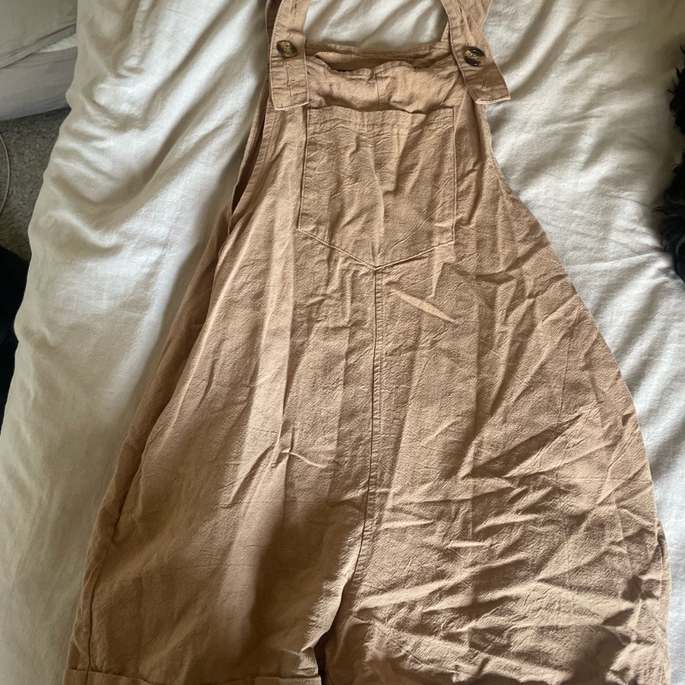 Cargo Overall shorts 

Brown - Picture 3 of 3